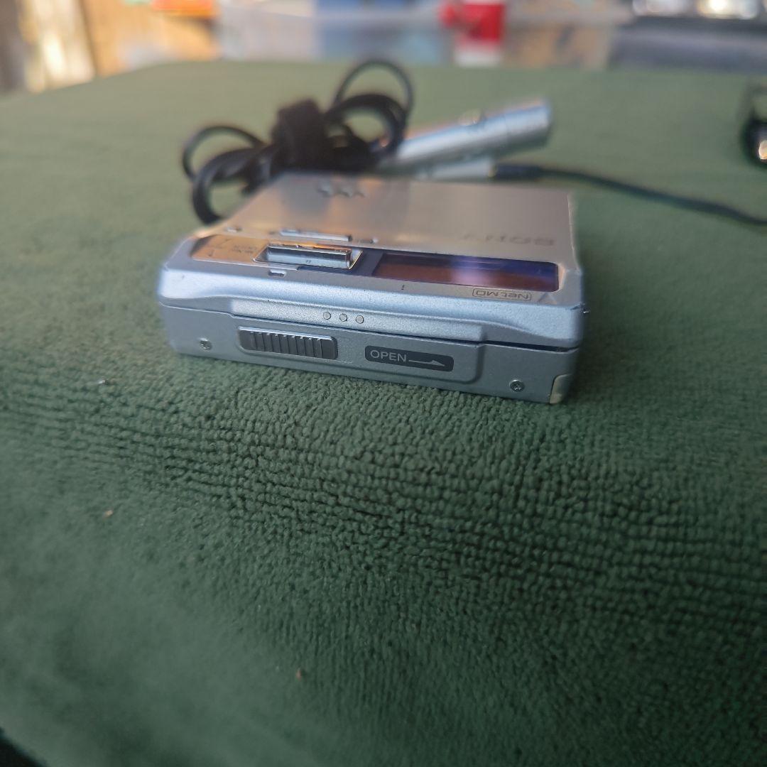 SONY MDレコーダー MZ-N1 乾電池ケース付き　ジャンク品