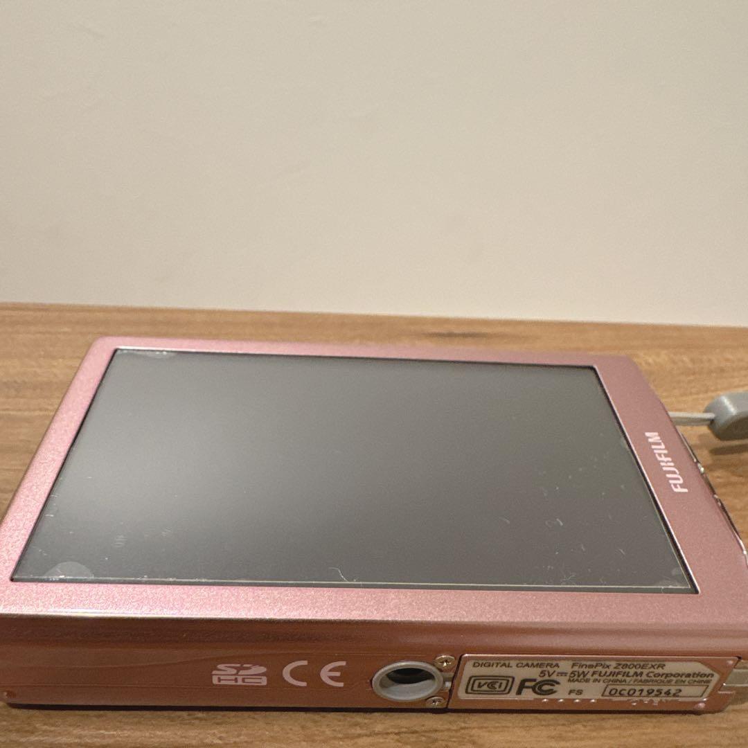 【箱付き】Fujifilm FinePix Z800EXRピンク 本体
