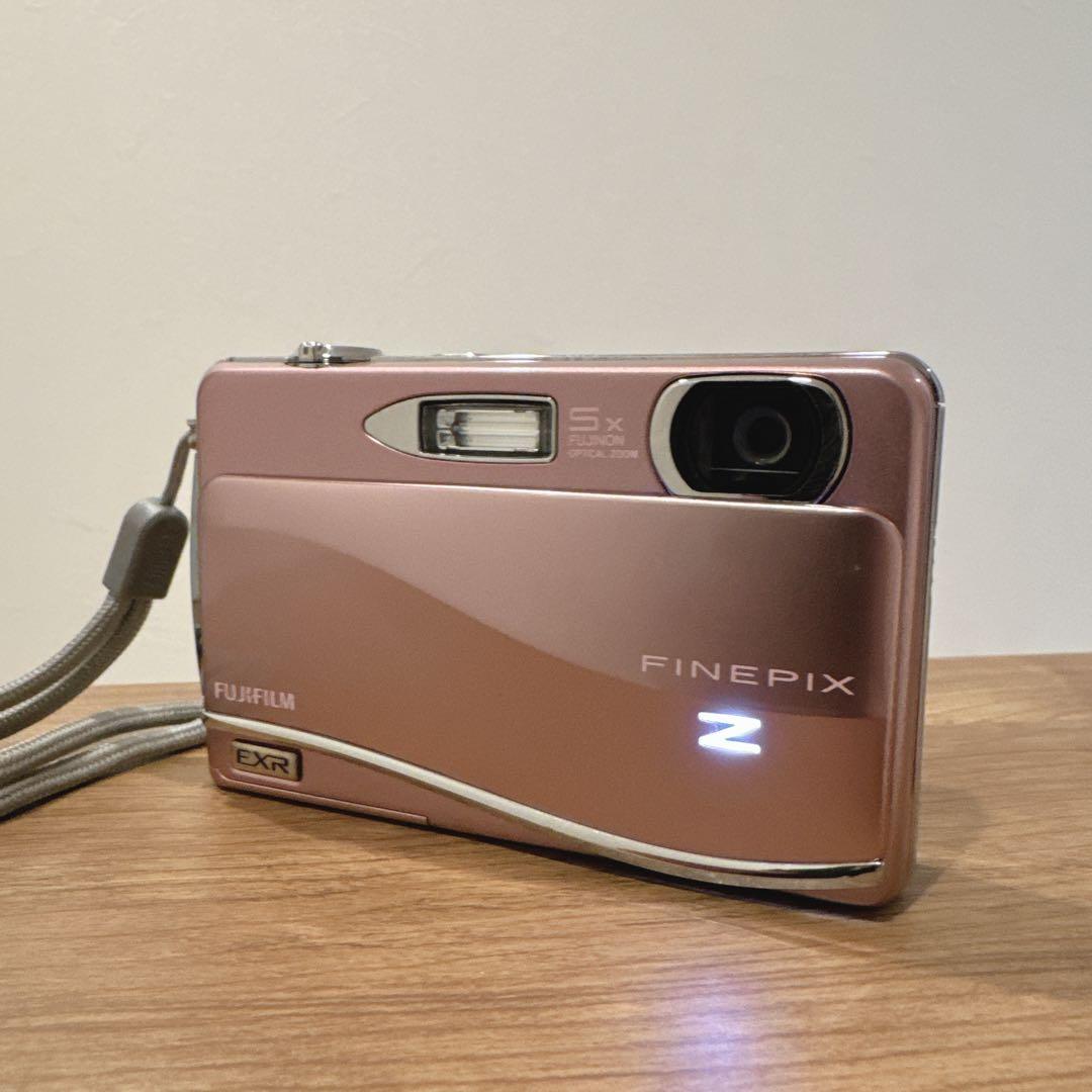 【箱付き】Fujifilm FinePix Z800EXRピンク 本体