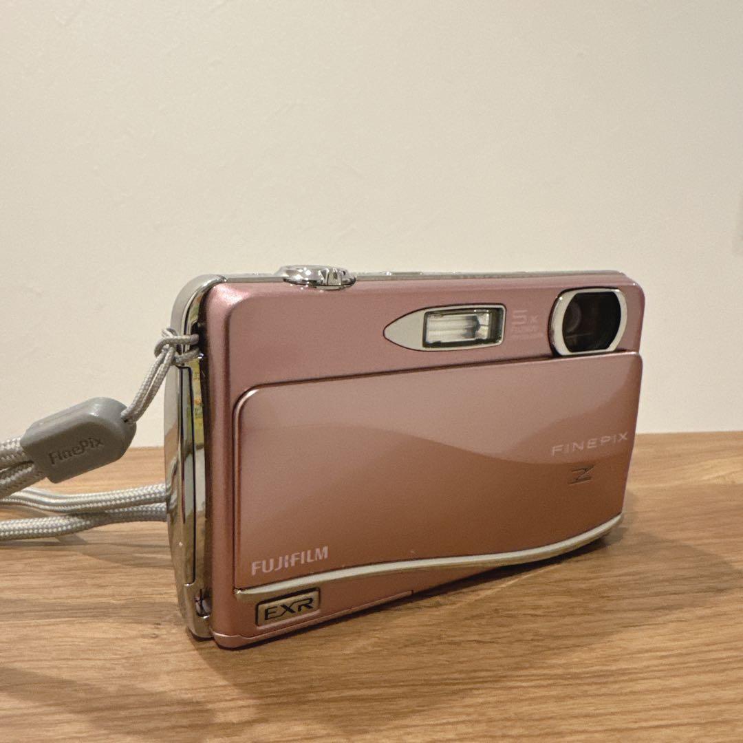 【箱付き】Fujifilm FinePix Z800EXRピンク 本体