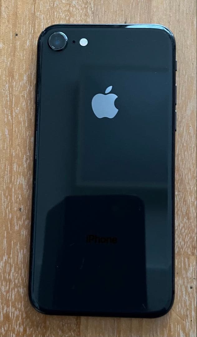 iPhone 8 ブラック 64GB