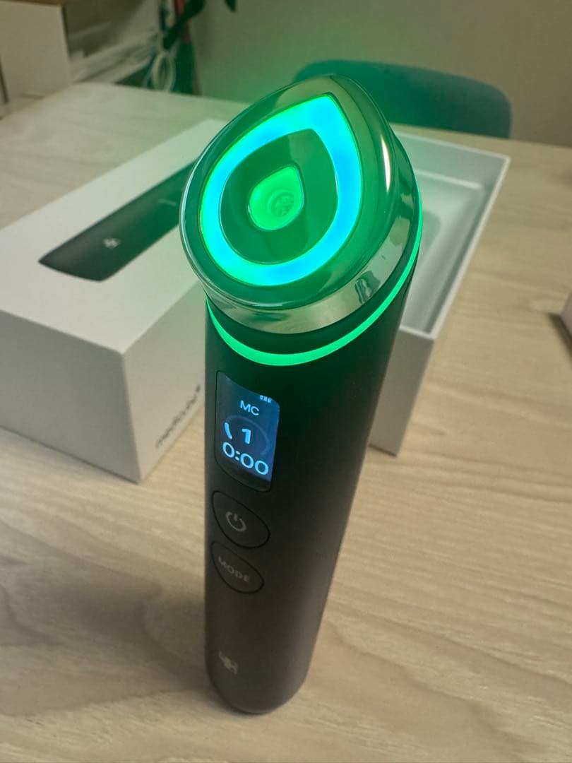 medicube ブースタープロ 美顔器 メディキューブ　ブラック