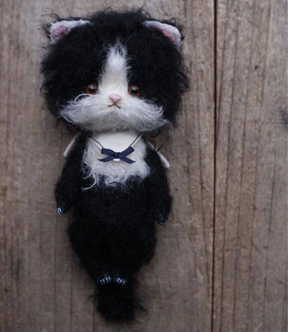 愛おしい仔猫 ねこ ぬいぐるみ ハンドメイド 海外作家様 テディベア