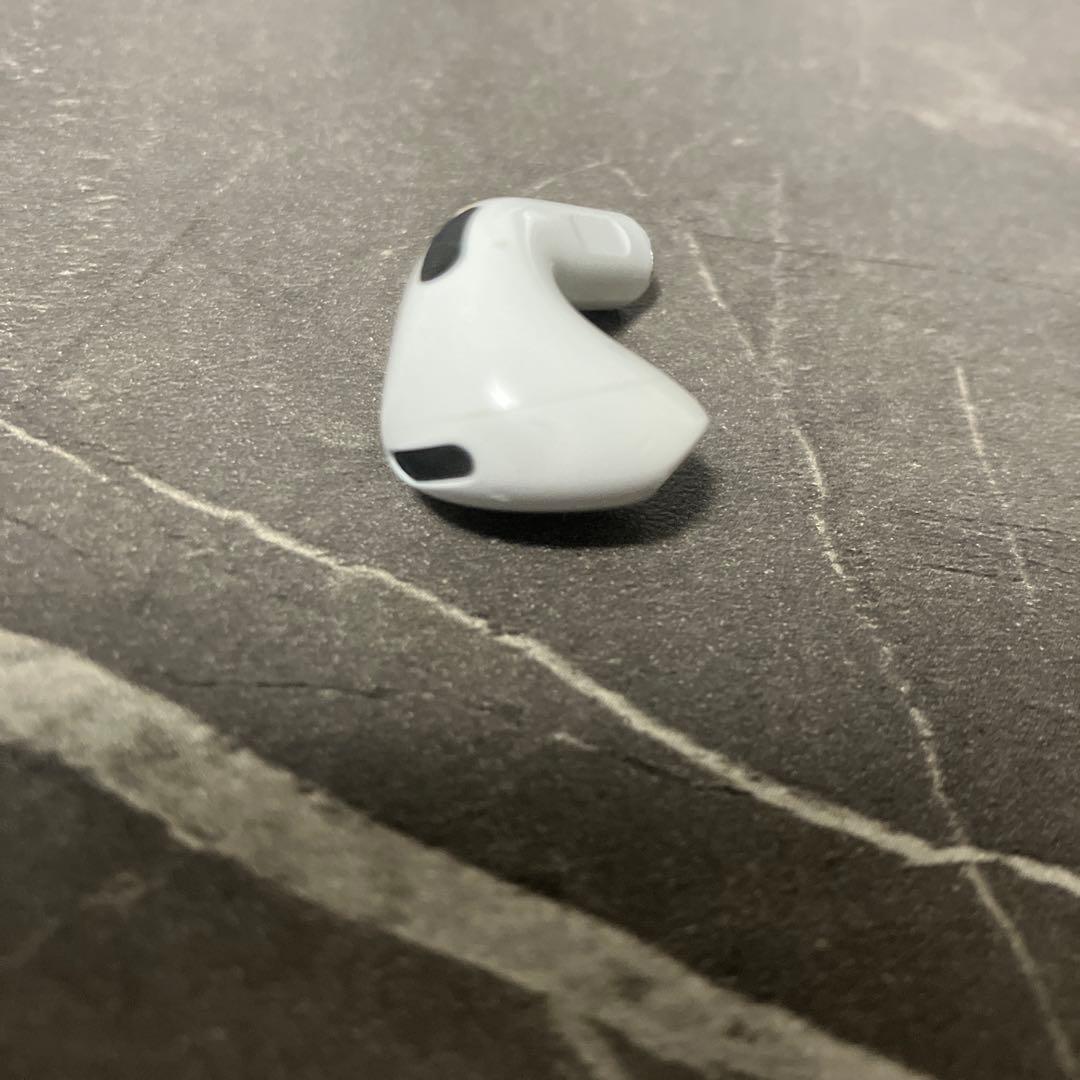 ぎ*ー様 AirPods4 (ANC)左のみ