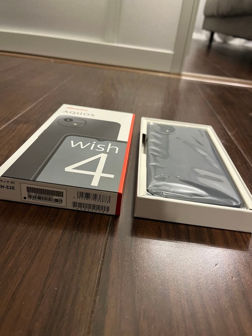 AQUOS wish 4 本体
