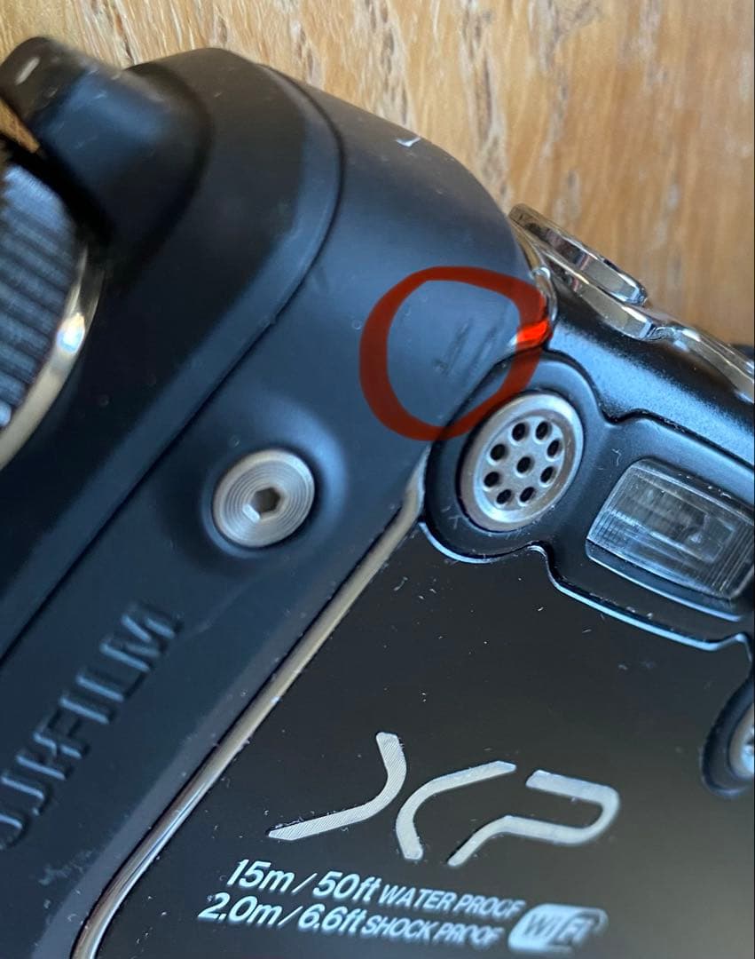 Fujifilm Finepix XP200 デジタルカメラ 防水　耐衝撃