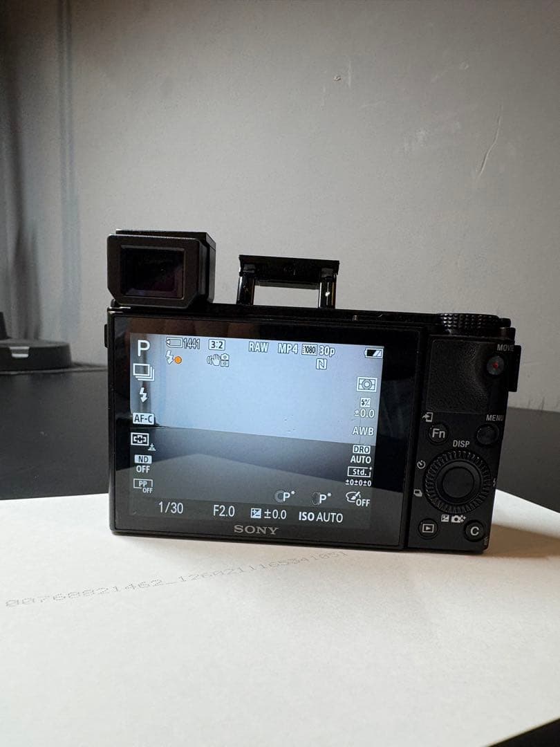 cyber-shot dsc-rx100m4　ソニー　デジカメ　デジタルカメラ