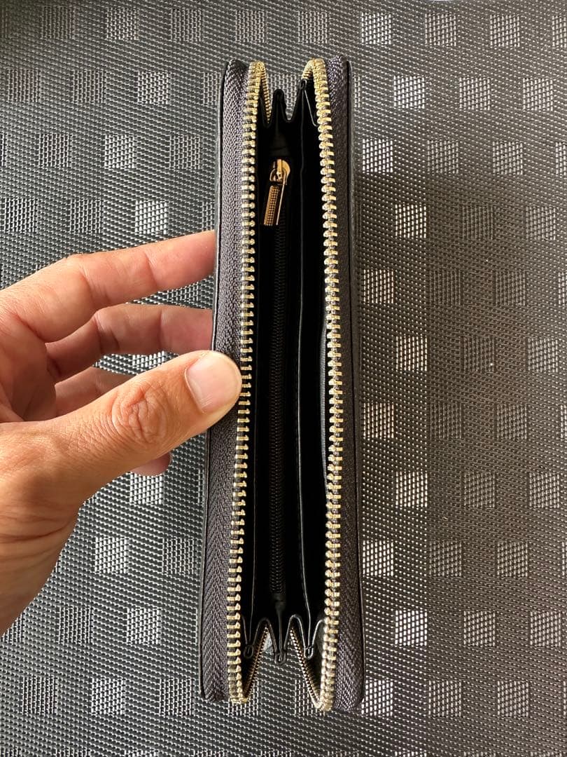 高品質　牛革　財布 長財布 ブラック　黒　シンプル　レザー　本革