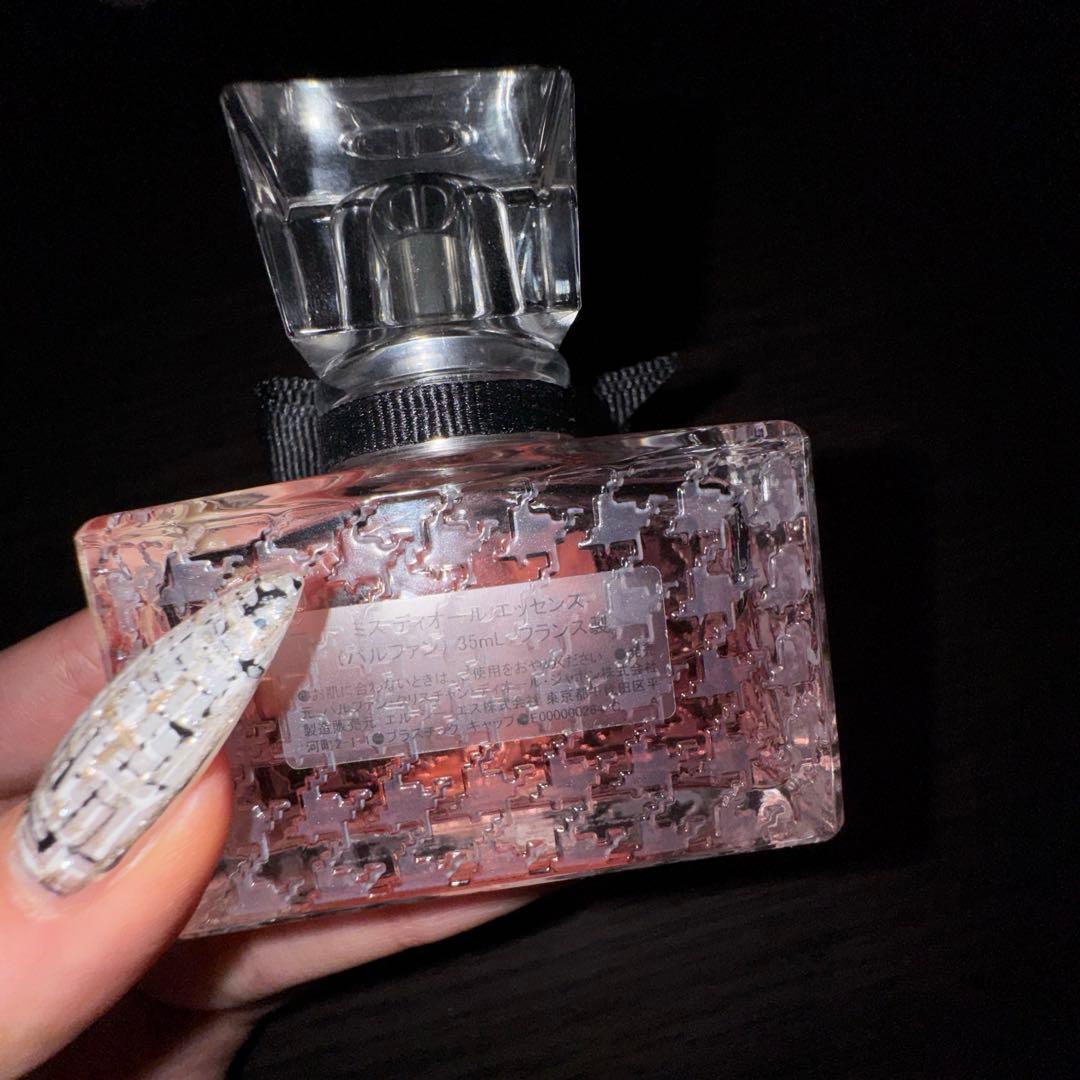 Miss Dior Essence 香水