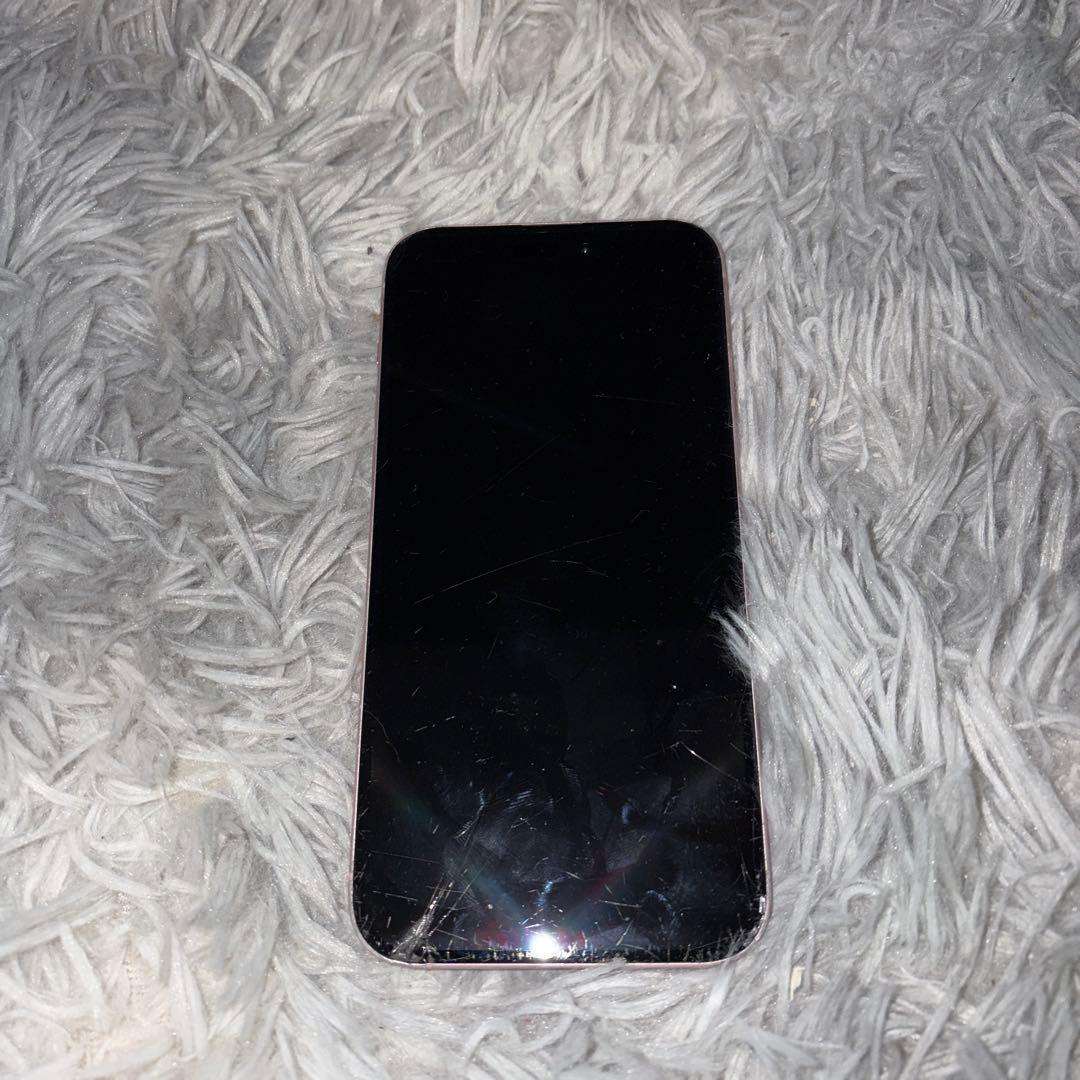 iPhone 15 plus 256GB 割れあり