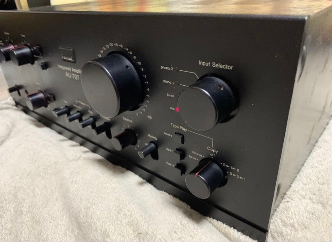 ジャンク品　SANSUI AU-707 プリメインアンプ