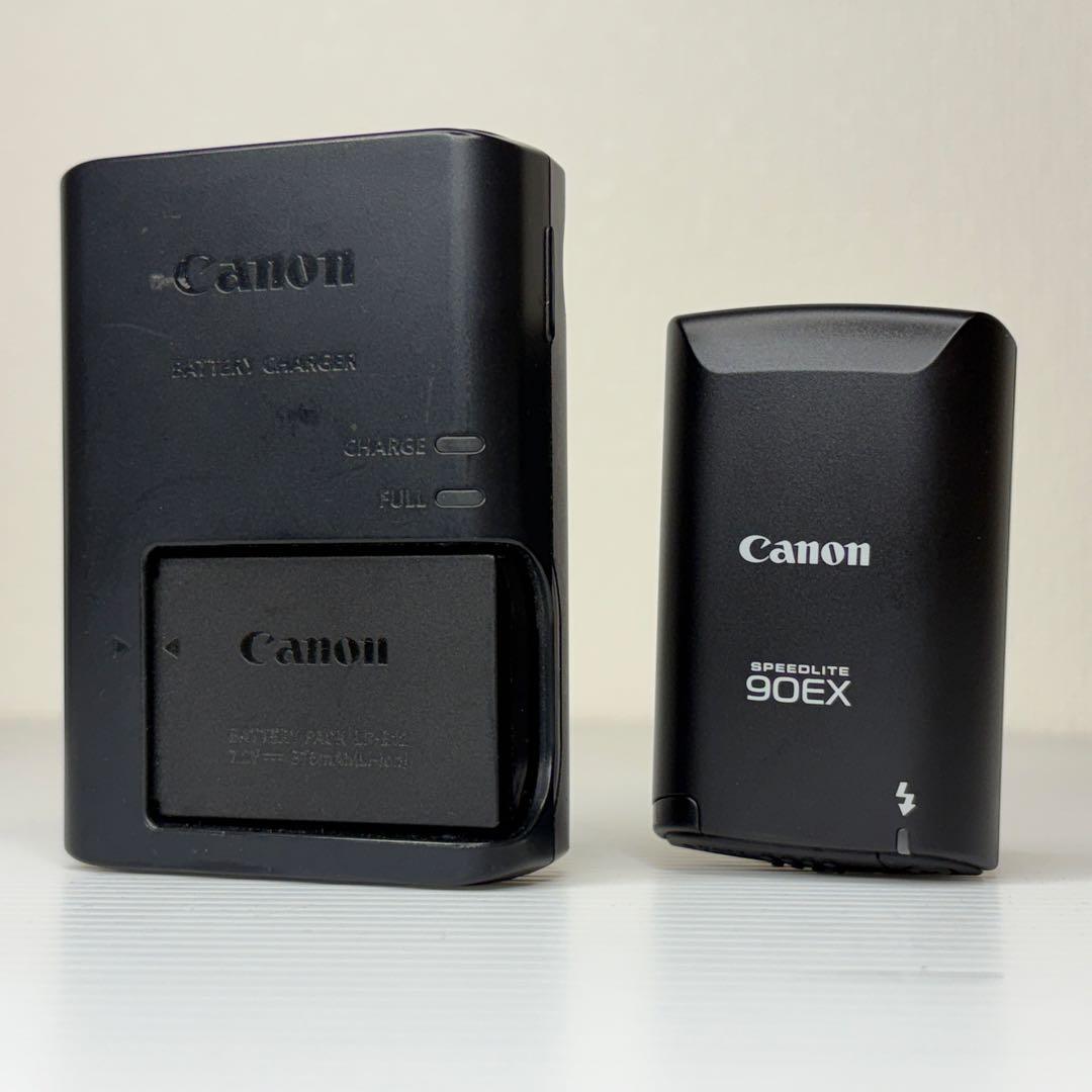 ⭐️美品⭐️ Canon ミラーレス一眼カメラ EOS M ダブルレンズキット
