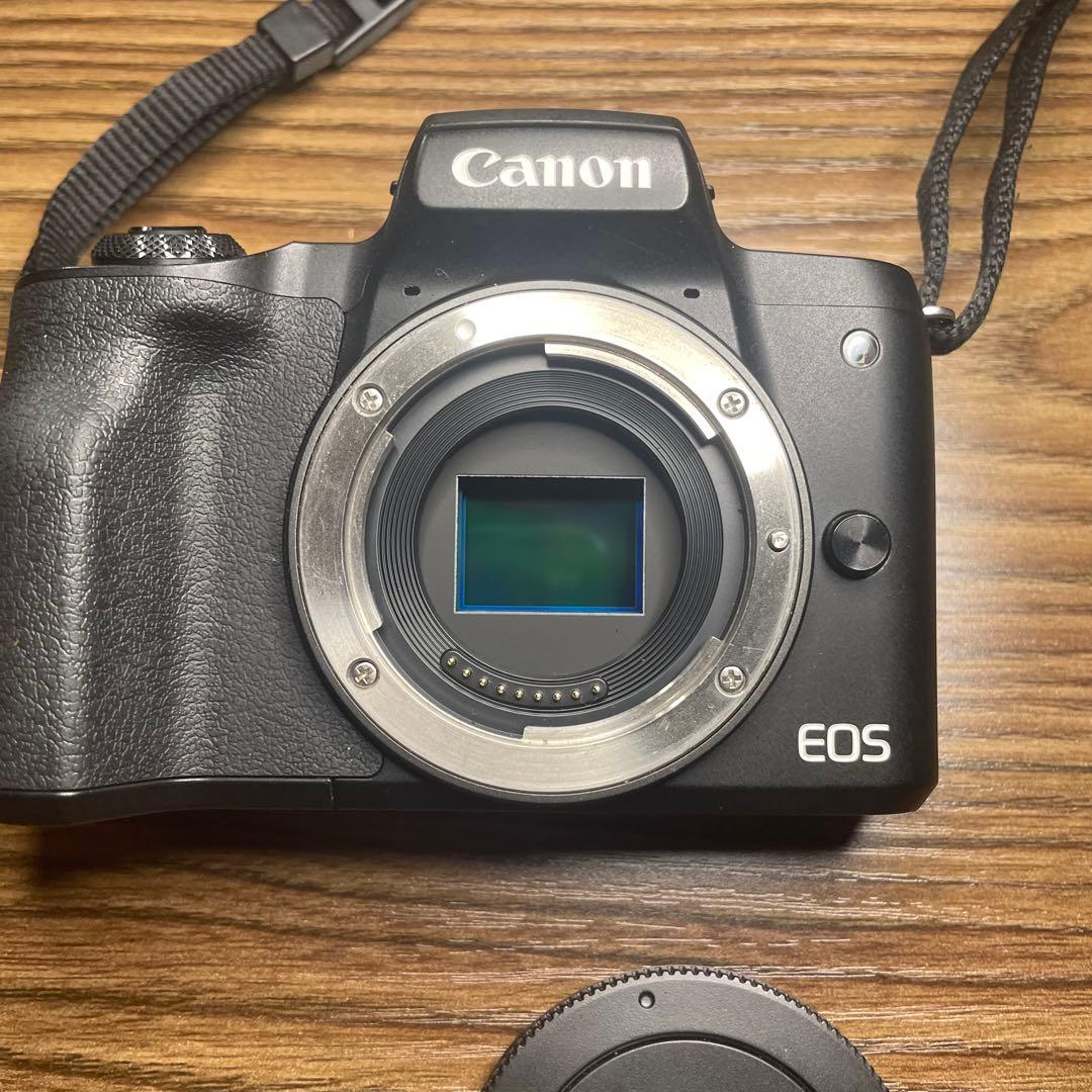 Canon EOS KissM ダブルズームキット ブラック