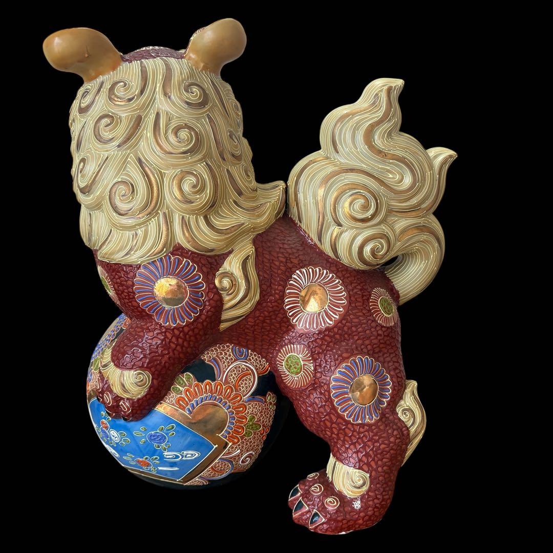 美品 高さ約31 九谷焼 八幡窯 落款 玉乗り獅子 一対 左乗り