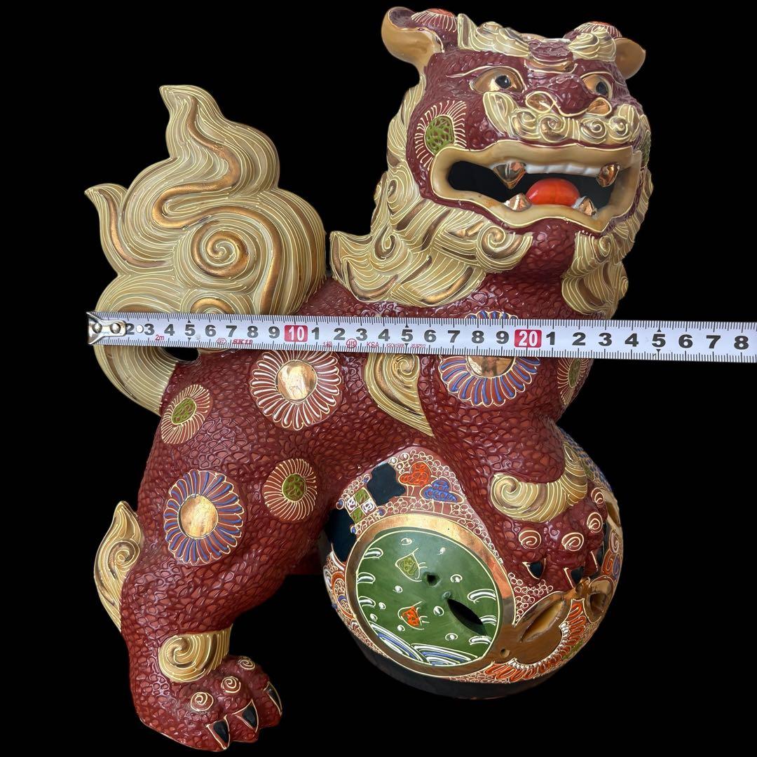 美品 高さ約31 九谷焼 八幡窯 落款 玉乗り獅子 一対 左乗り