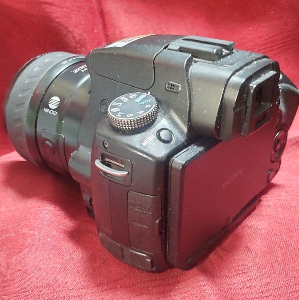SONY α55 デジタル＜ハーフミラー＞カメラ＋Wレンズキット＜ジャンク扱い＞