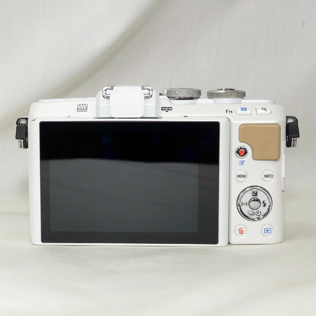 OLYMPUS PEN E-PL7 パンケーキレンズセット