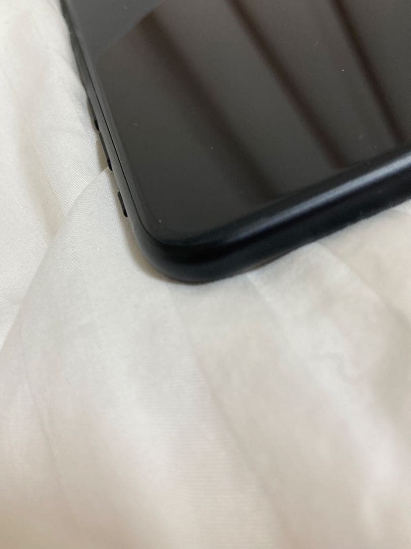 iPhoneSE2美品128G黒SIMフリー