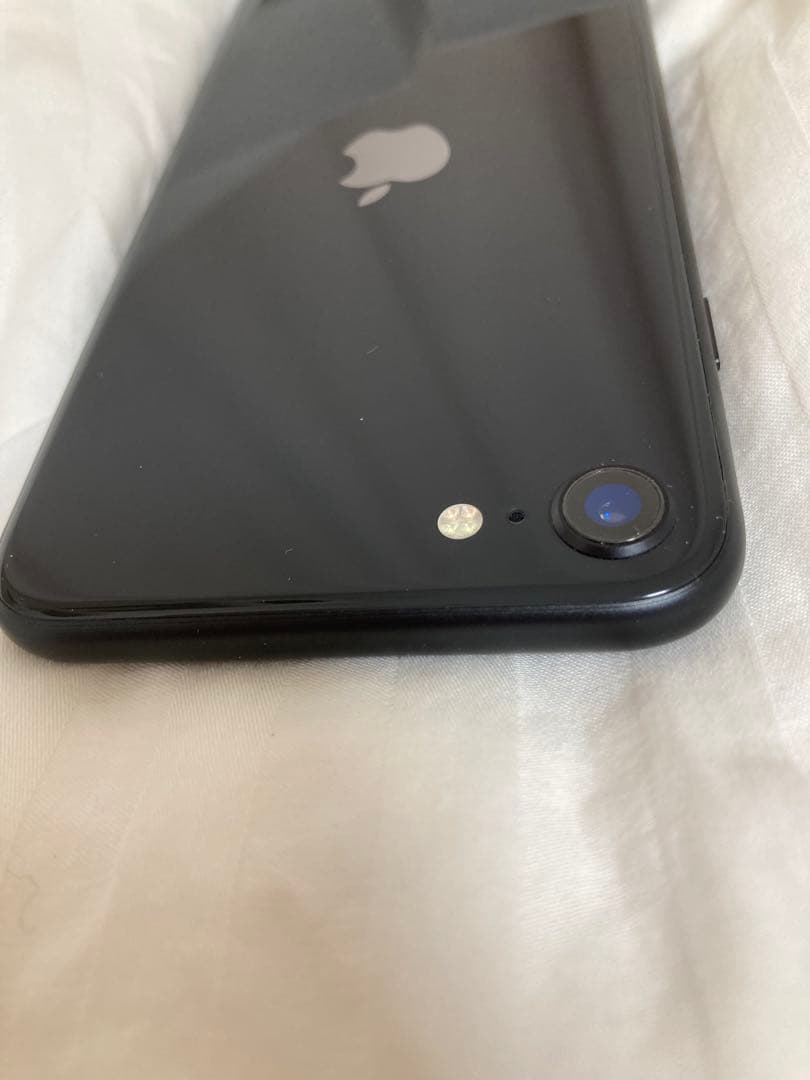 iPhoneSE2美品128G黒SIMフリー