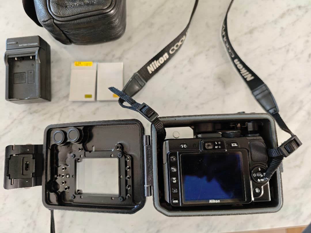 Nikon coolpixp6000 ハウジング バッテリー3個 充電器 ケース