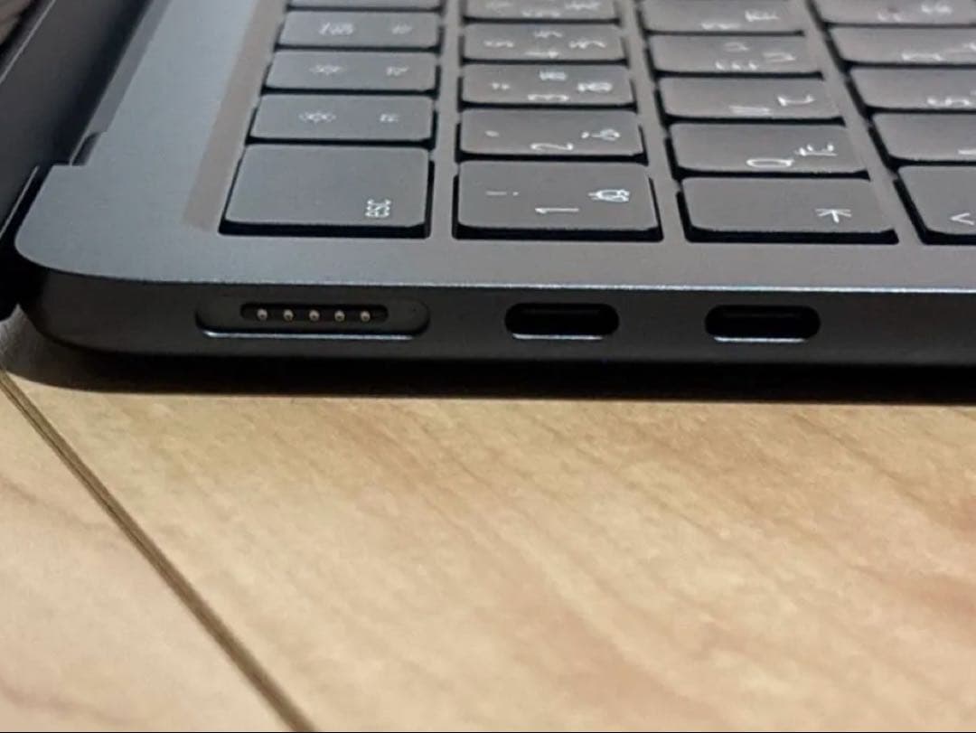 MacBook Air 13.6 M3 2024 美品 充放電3回 バッテリ不良