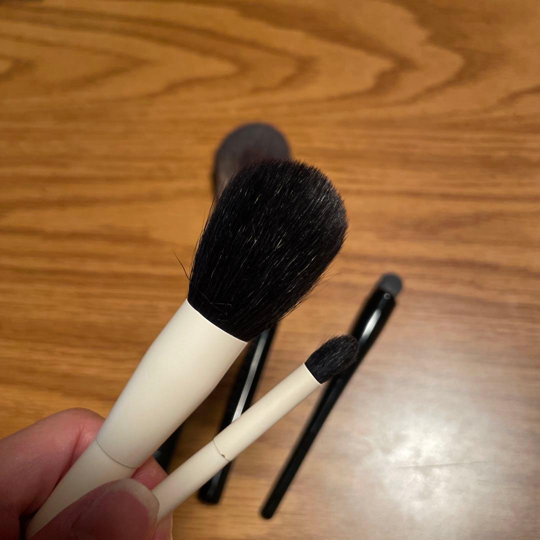 NARS アディクション　ブラシ