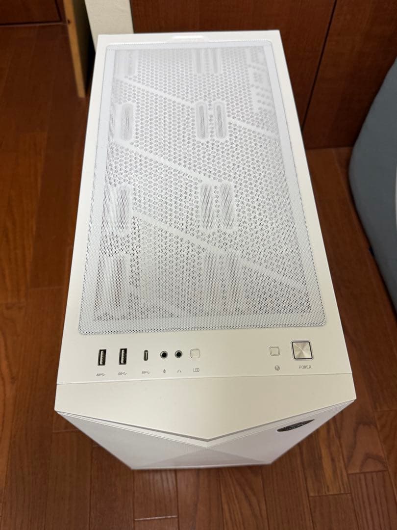 Ｓ*Ｊ様 MSI MPG GUNGNIR 300R AIRFLOW White