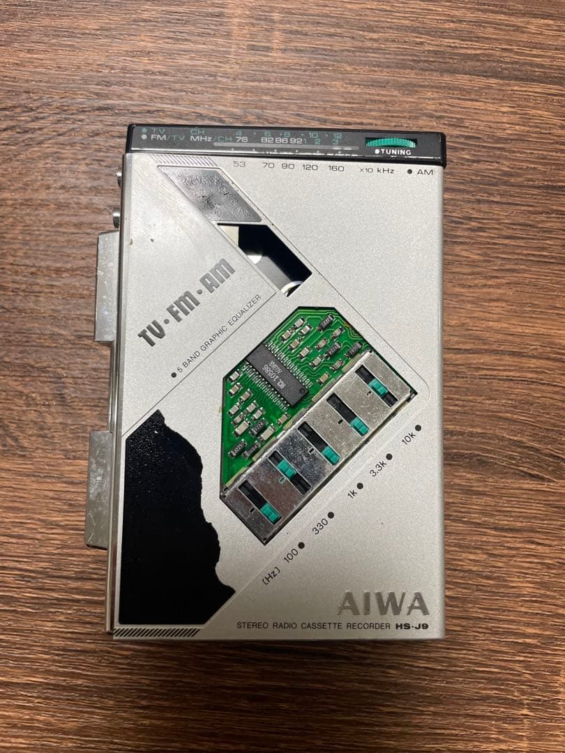 AIWA HS-J9カセットプレーヤー