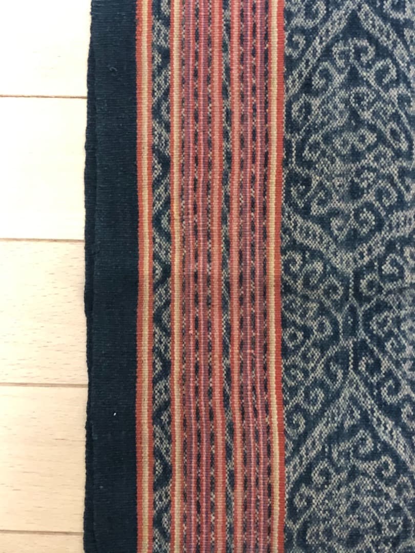 インドネシア　ティモール島で80年前に織られたイカット。