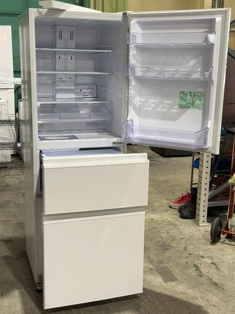 新生活■三菱電機■3ドア　冷蔵庫　MR-C33J-W　330L　2023年製