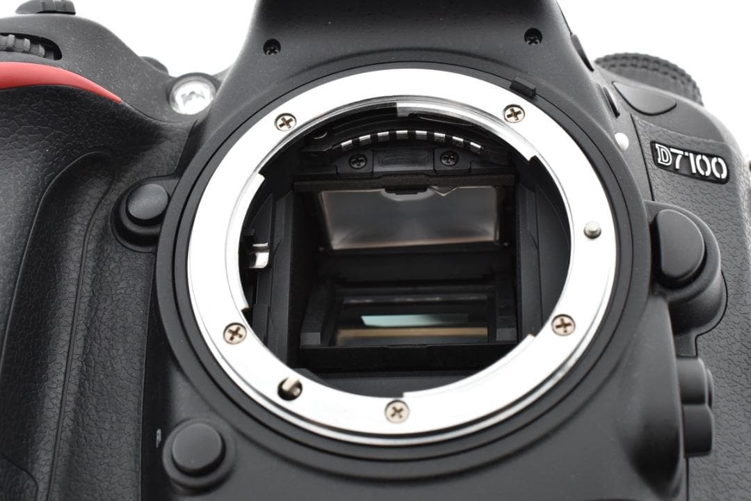 【動作良好】Nikon D7100 デジタル一眼レフカメラ ボディ 24.1MP