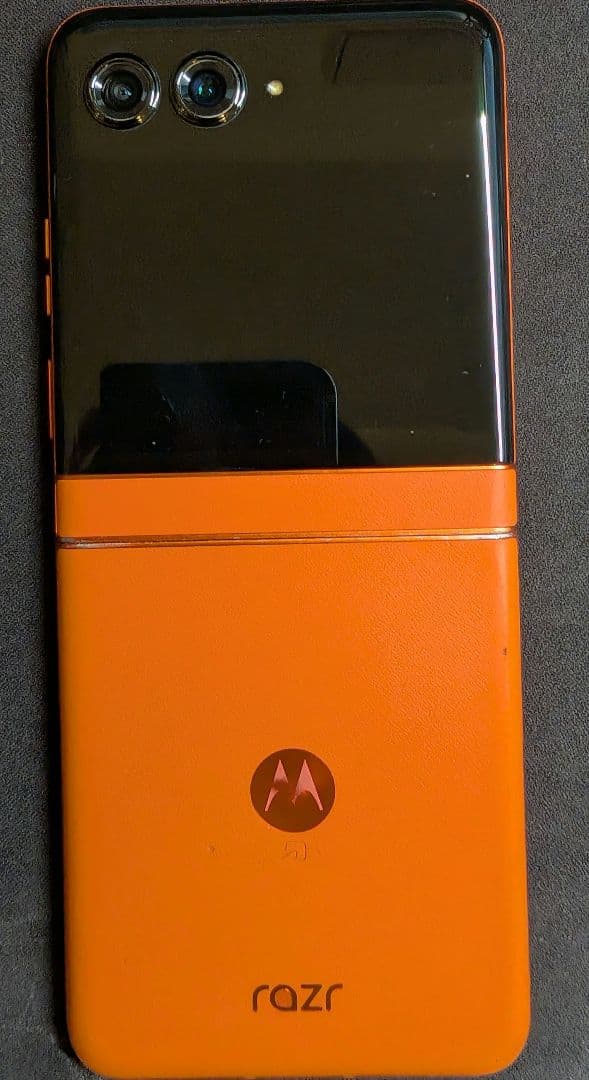 Motorola razr 50 512GB SIMフリー