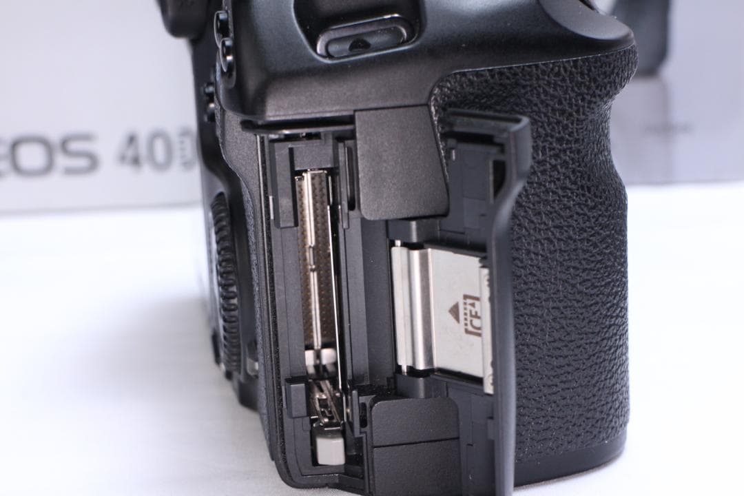 Canon デジタル一眼レフ 40D グリップ付き ショット数約59000回