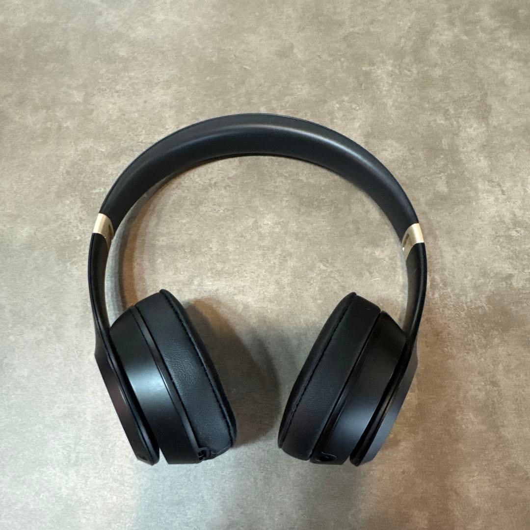 美品 Beats Solo 4 ブラック ゴールド