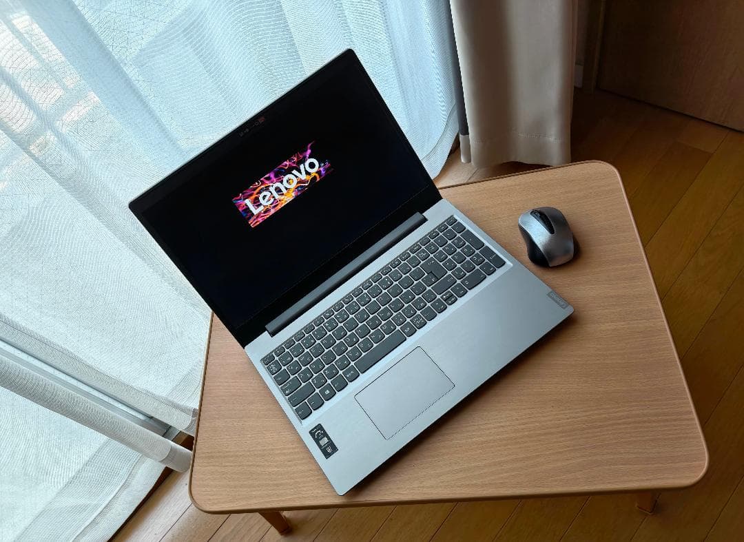 Lenovo Ideapadノートパソコン グレー