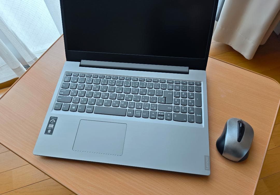 Lenovo Ideapadノートパソコン グレー