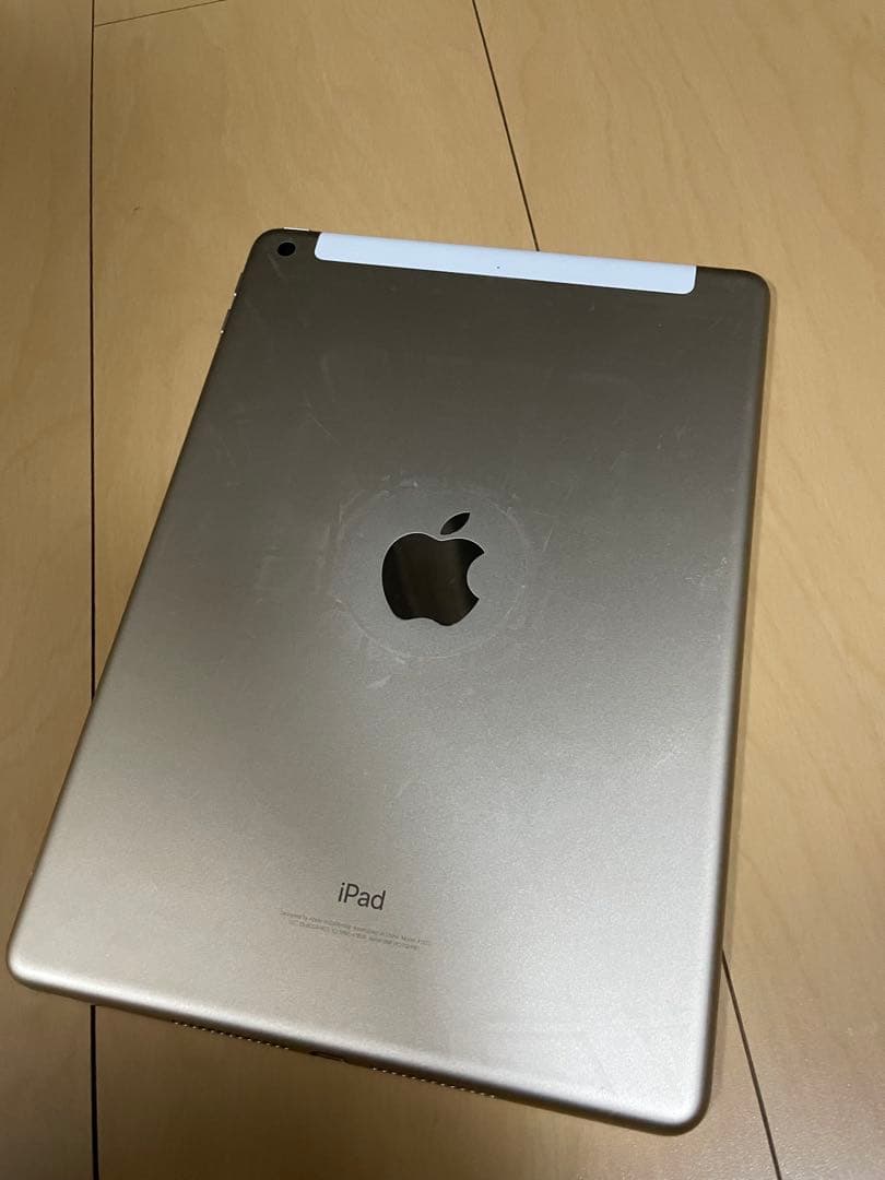 超美品 iPad 第5世代 ゴールド 本体