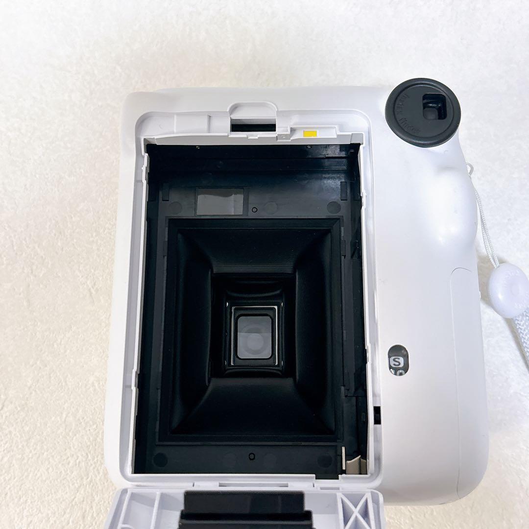 美品　instax mini12 チェキ ホワイト 動作確認済