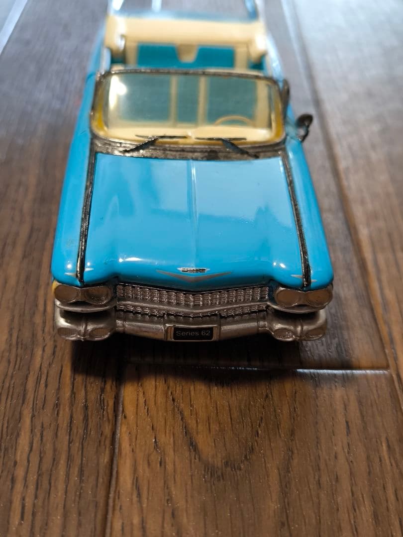 ビンテージカー 1/34 1959 キャデラックシリーズ62　２種類