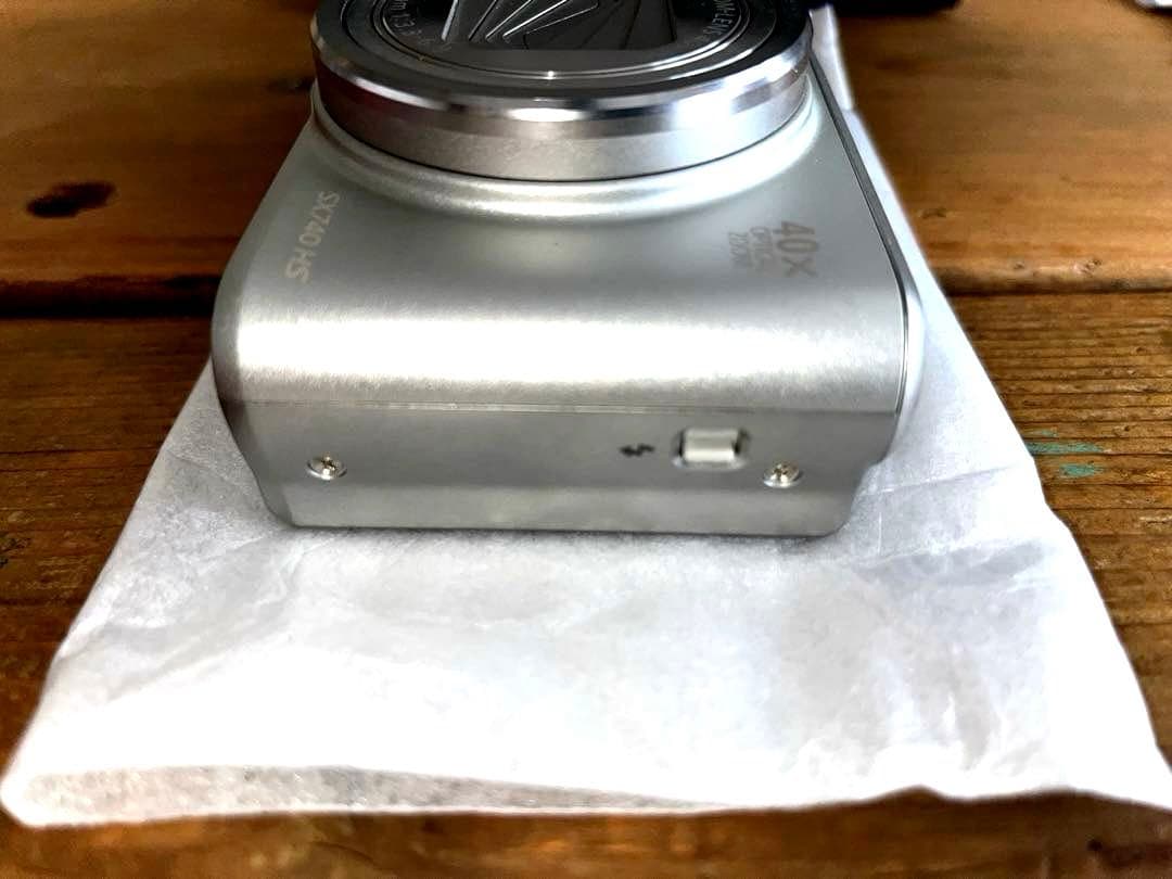 新品 Canon PowerShot SX740HS 店頭展示品 キヤノン