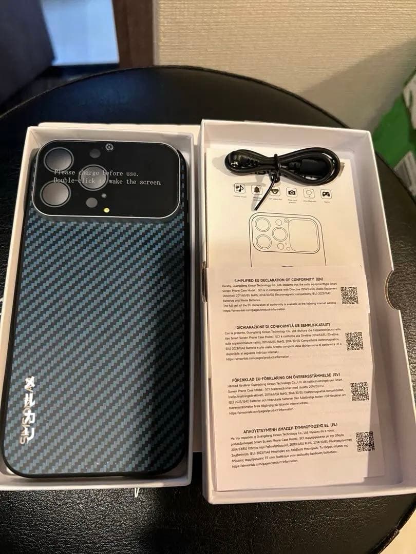 ディスプレイ付きカーボンファイバー調 iPhone16ProMax ケース