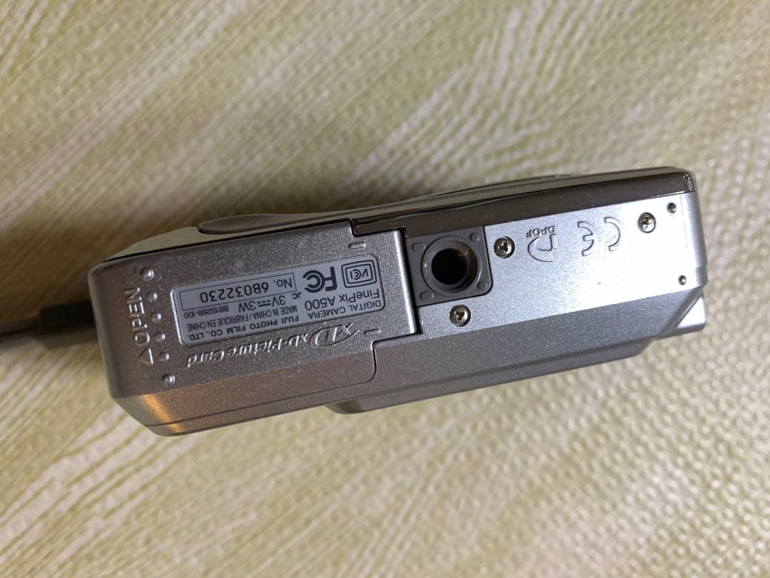 ✨FinePix A500 FUJIFILM デジカメ 電池式 動作確認済み✨