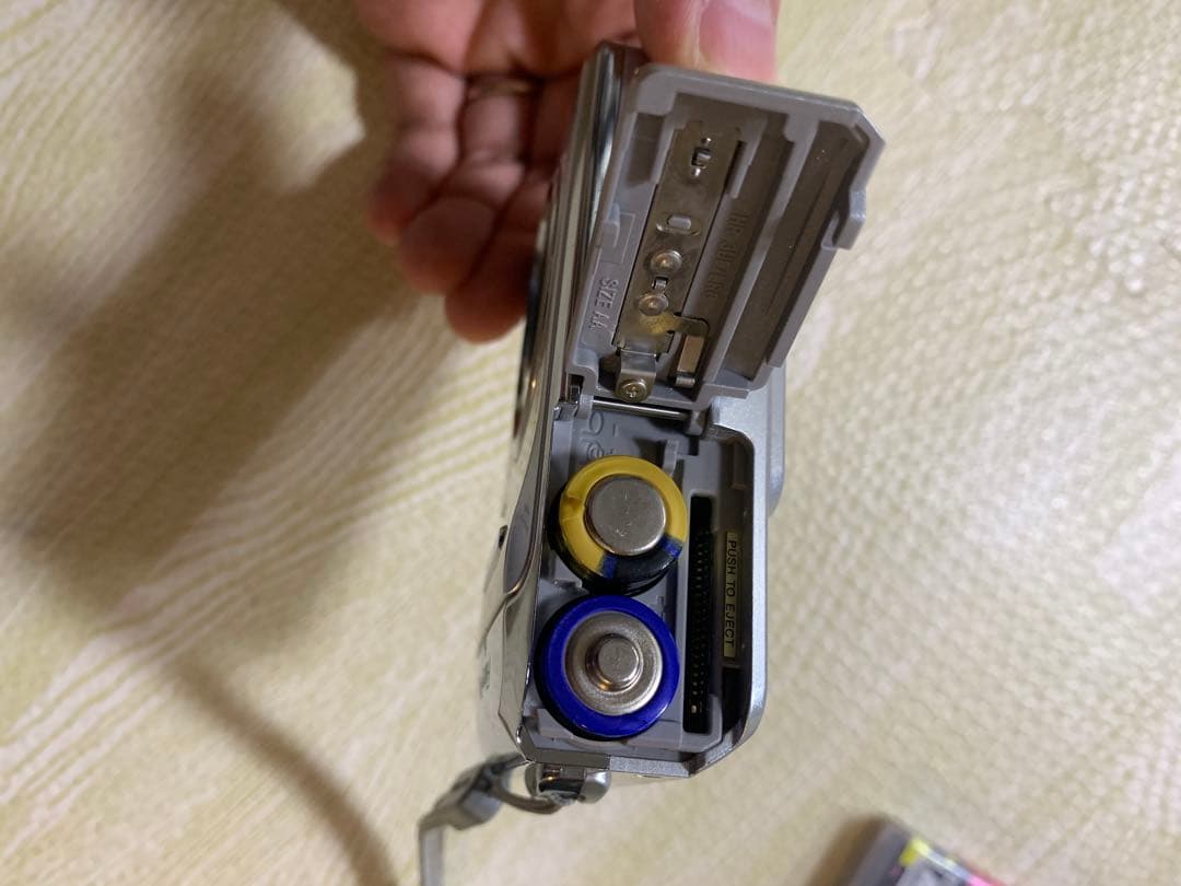 ✨FinePix A500 FUJIFILM デジカメ 電池式 動作確認済み✨