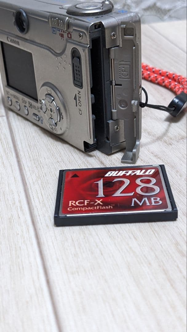 Canon IXY デジタル200a　動作確認済！　　　　　バッテリー新品！