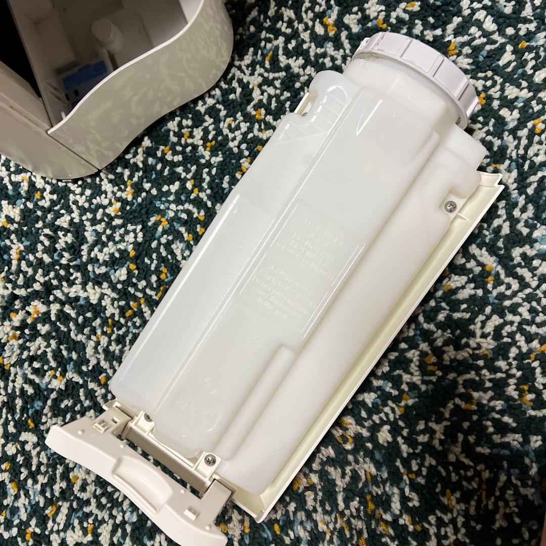 SHARP 加湿空気清浄機 ホワイト KC-H50-W 2018年製