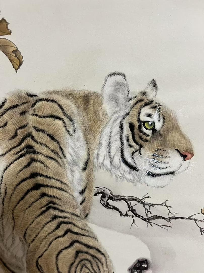 ＊訳あり商品＊真作　肉筆 中国工筆画　【雪景猛虎図】　掛軸　緻密精細(S-14)