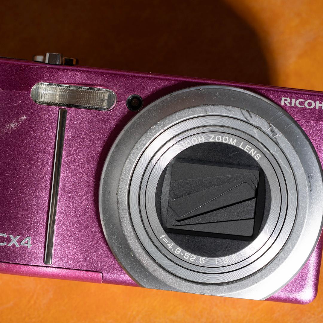 【憧れのコンデジっぽさを味わえる】RICOH CX4 ピンク