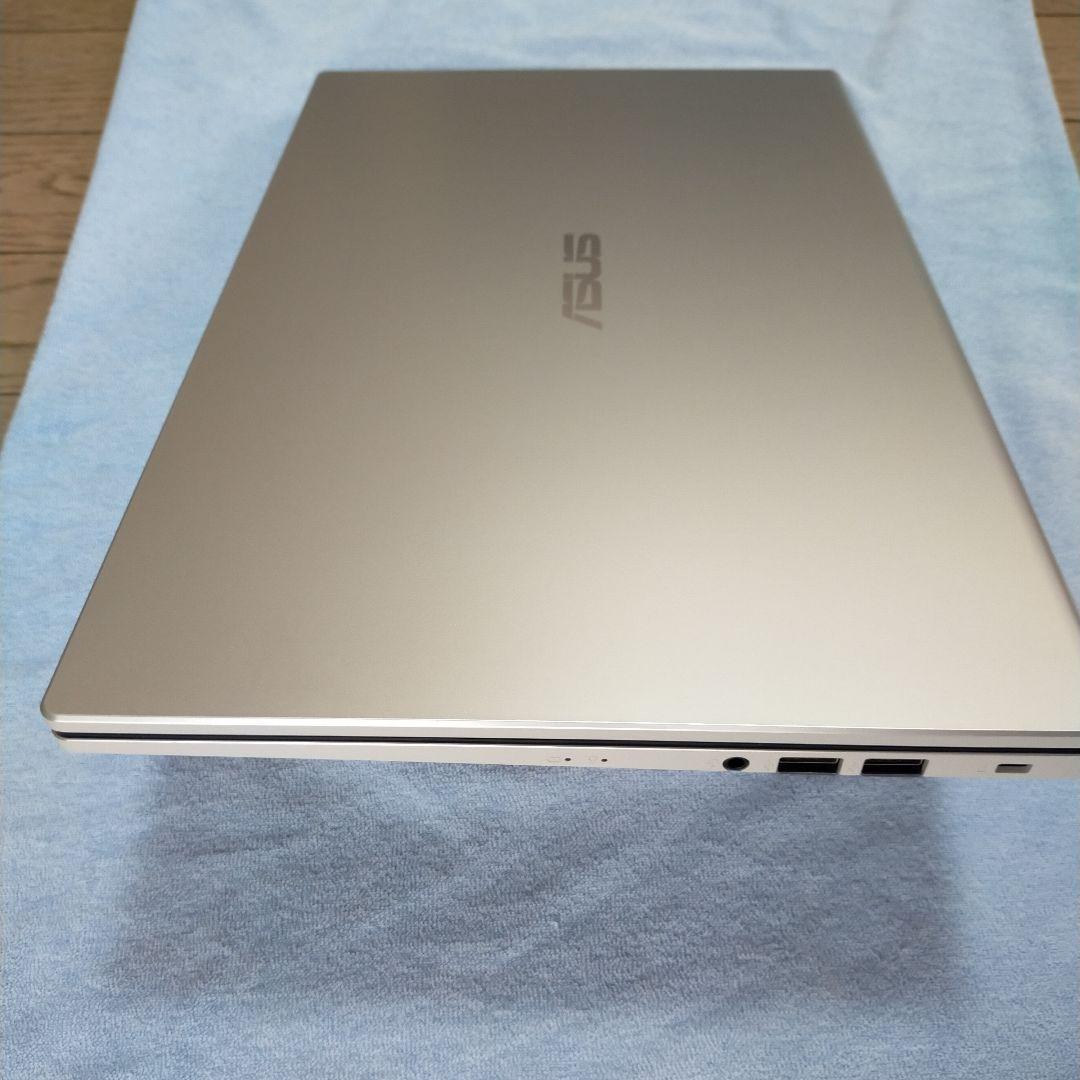 ASUS X515J　メモリ8GB i5-1035G1 SSD無し　ジャンク