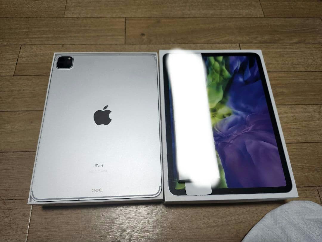 iPad Pro 11インチ 第2世 Wi-Fi+Cellular128GB