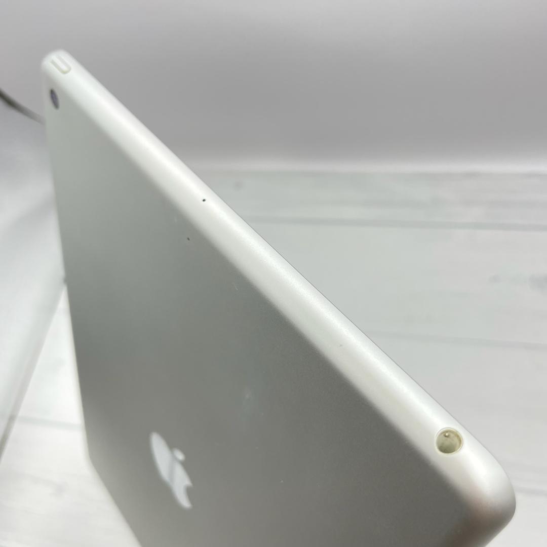 【お値打ちセット】BT94％ iPad 第7世代 キーボードケース＋ペンシル